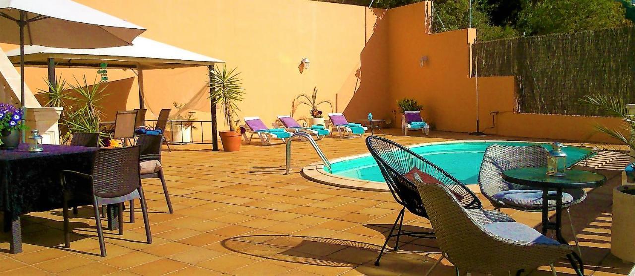 Ashram Sunshine Bed & Breakfast *